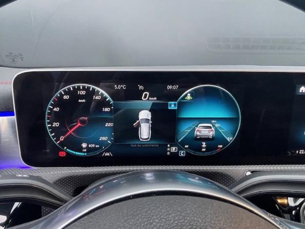 MERCEDES-BENZ CLA 180 d Shooting Brake AMG Line AMG Line 