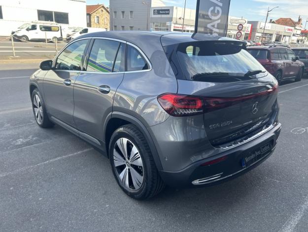 MERCEDES-BENZ EQA 250+ Business Line  