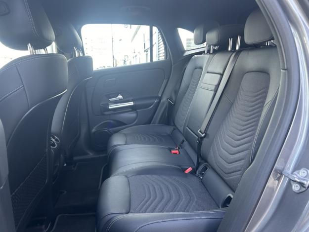 MERCEDES-BENZ EQA 250+ Business Line  