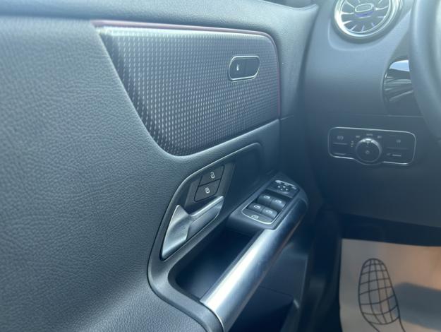 MERCEDES-BENZ EQA 250+ Business Line  