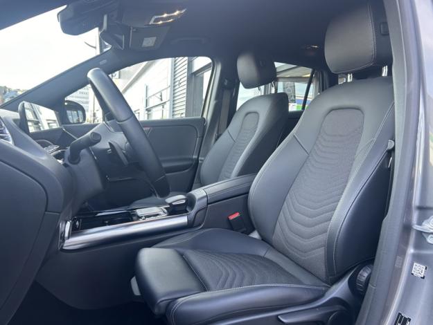 MERCEDES-BENZ EQA 250+ Business Line  