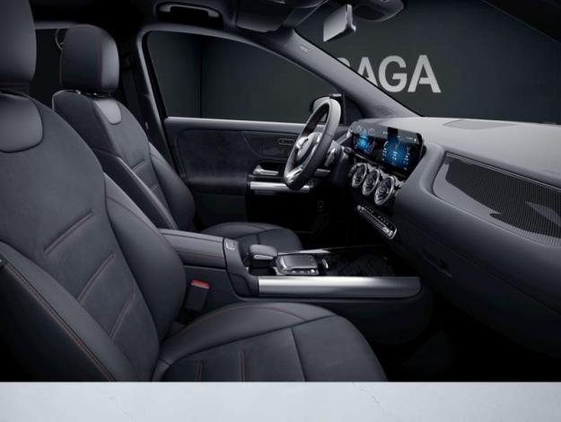MERCEDES-BENZ GLA 200 d AMG Line  
