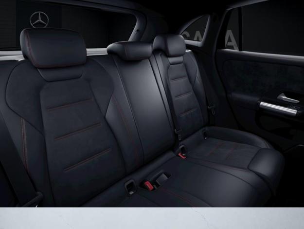 MERCEDES-BENZ GLA 200 d AMG Line  