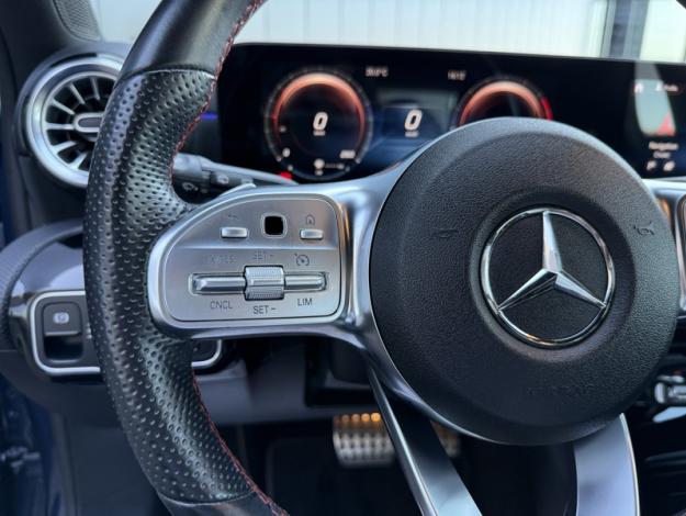 MERCEDES-BENZ Classe A 250 e AMG Line  