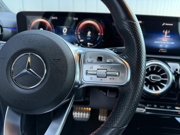 MERCEDES-BENZ Classe A 250 e AMG Line  