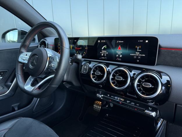 MERCEDES-BENZ Classe A 180 d AMG Line  