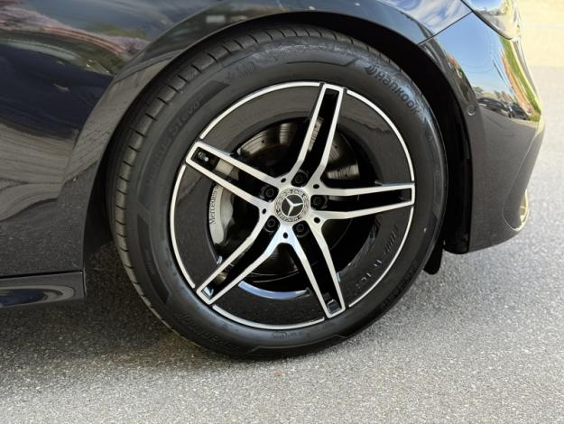 MERCEDES-BENZ E-Klasse E 220 d berline