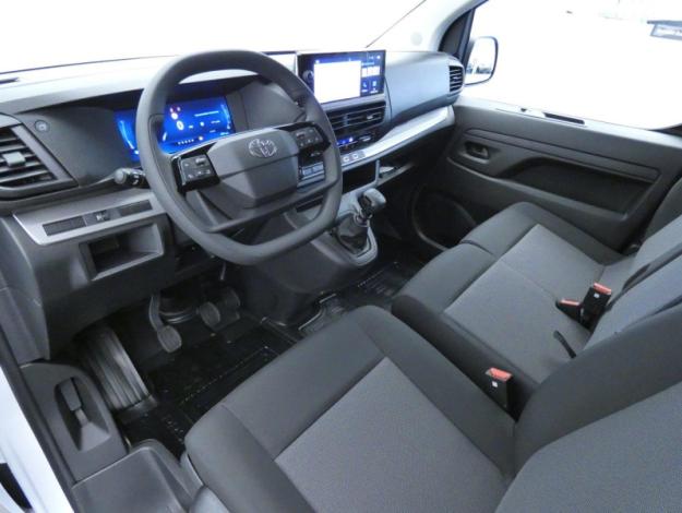 TOYOTA Proace Medium 2.0 140 BVA Start Pack Confort  PROACE 2.0L 140 D 4D BVM STARTCONFNAV MC24