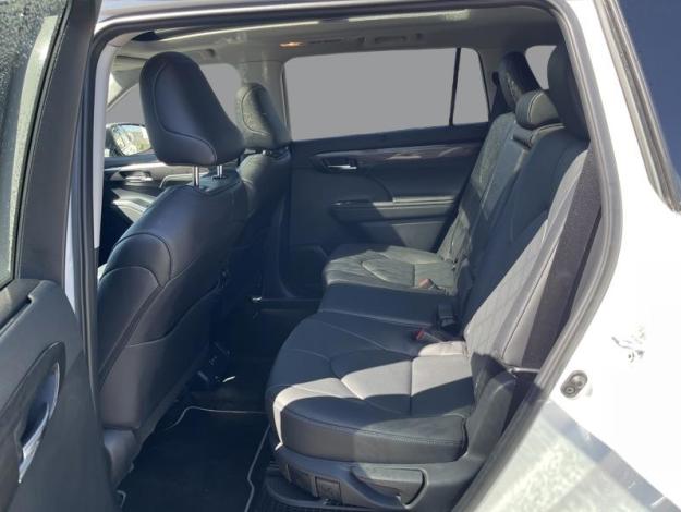 TOYOTA HIGHLANDER 2.5 HYBRID LOUNGE 248 E-CVT AWD-I  
