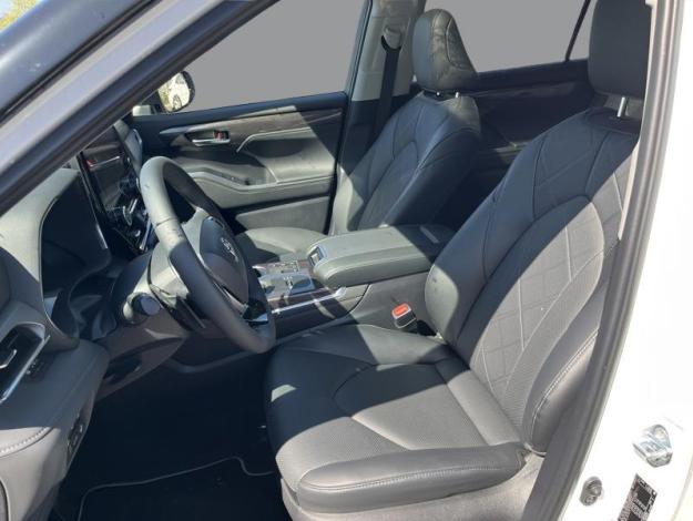 TOYOTA HIGHLANDER 2.5 HYBRID LOUNGE 248 E-CVT AWD-I  