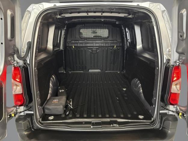 TOYOTA Proace City 1.5 MEDIUM 130 D-4D DYNAMIC  