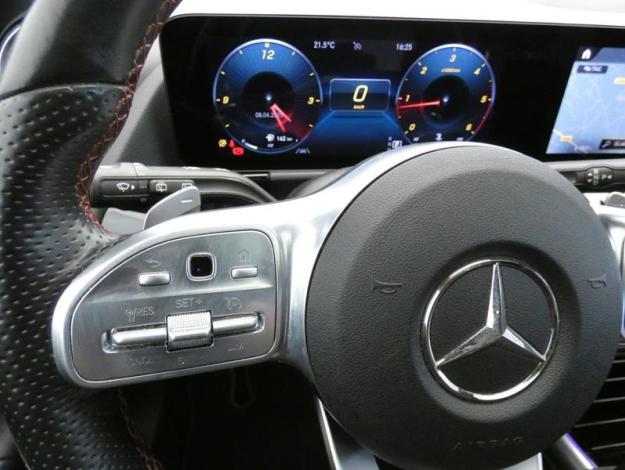 MERCEDES-BENZ GLA 220 d 4MATIC AMG Line AMG Line 