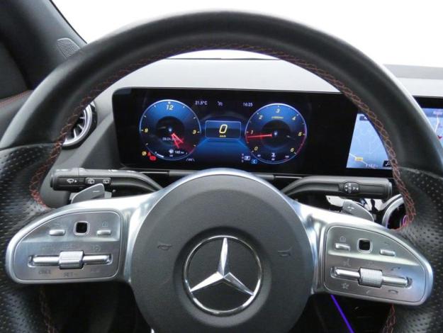 MERCEDES-BENZ GLA 220 d 4MATIC AMG Line AMG Line 