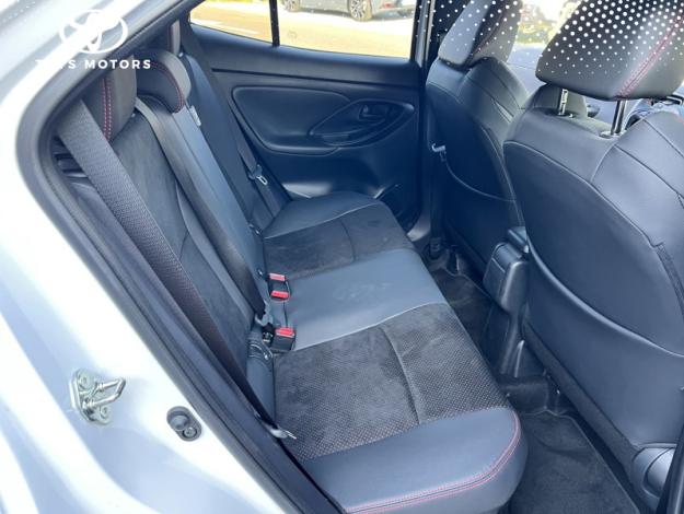 TOYOTA Yaris Cross Hybride 1.5 HYBRID 116H GR SPORT AUTO  1.5 116 ch 