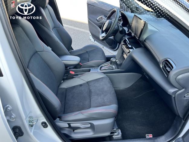 TOYOTA Yaris Cross Hybride 1.5 HYBRID 116H GR SPORT AUTO  1.5 116 ch 