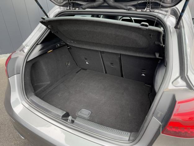 MERCEDES-BENZ Classe A 180 AMG Line  