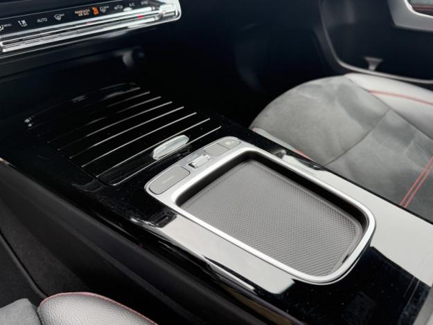 MERCEDES-BENZ Classe A 180 AMG Line  