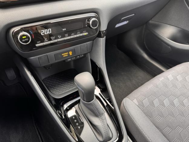 TOYOTA Yaris Hybride Hybride 116h Design  YARIS HYBRIDE MC24 116H DESIGN PACK COURTOISIE