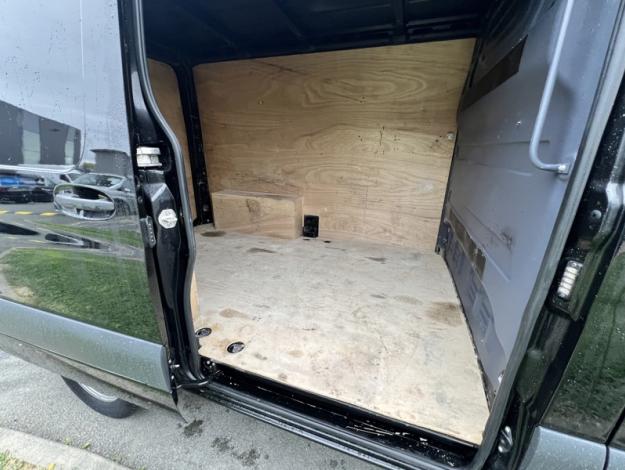 MERCEDES-BENZ Sprinter 214 FG 33 PRO TRACTION  