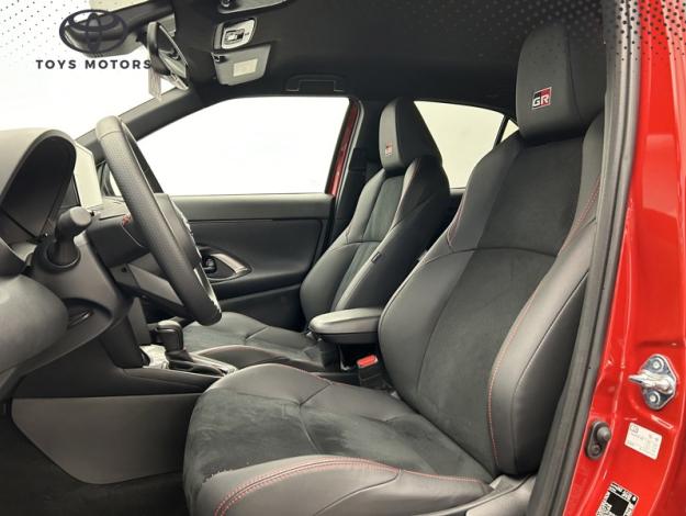 TOYOTA Yaris Cross Hybride 1.5 HYBRID 116H GR SPORT AUTO  