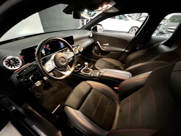 MERCEDES-BENZ Classe A 180 d AMG Line AMG Line 