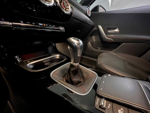 MERCEDES-BENZ Classe A 180 d AMG Line AMG Line 