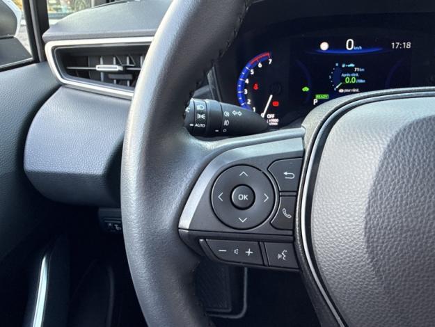 TOYOTA Corolla Hybrid Dynamic Business  1.8 122 ch 