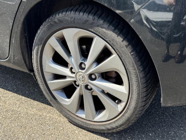 TOYOTA Auris Hybride 136h Style  1.8 136 ch 