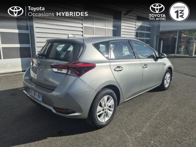 TOYOTA Auris Hybride 136h Tendance Business  