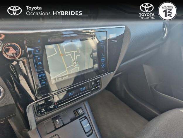TOYOTA Auris Hybride 136h Tendance Business  