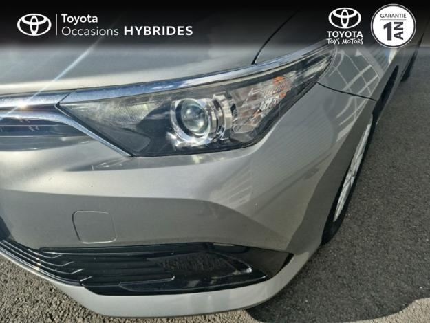 TOYOTA Auris Hybride 136h Tendance Business  