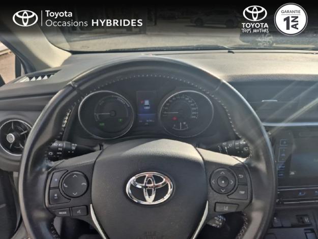 TOYOTA Auris Hybride 136h Tendance Business  