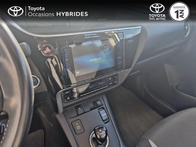 TOYOTA Auris Hybride 136h Tendance Business  
