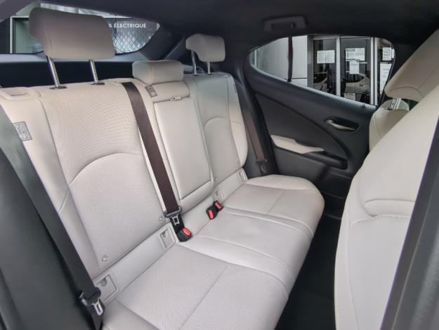 LEXUS UX 250H 2WD Luxe - PACK TECHNO  