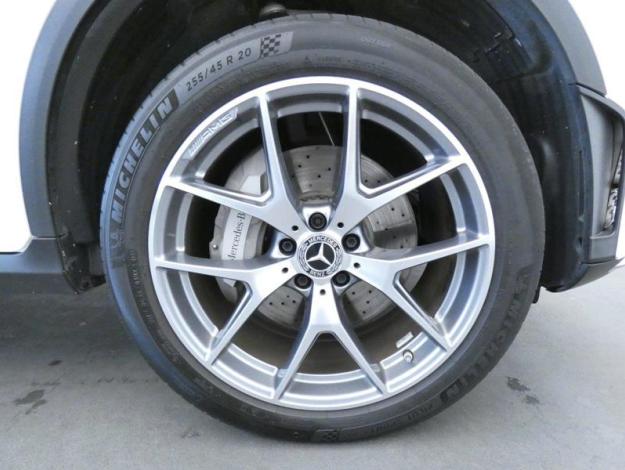 MERCEDES-BENZ GLC SUV GLC 300de 4MATIC SUV AMG Line  GLC 300de 4MATIC SUV AMG Line