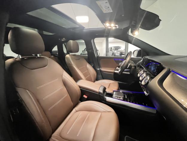 MERCEDES-BENZ GLA 200 d AMG Line  GLA 200 d AMG Line