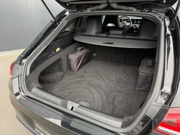 MERCEDES-BENZ CLA Shooting Brake CLA 250 e Shooting Brake AMG Line AMG Line 