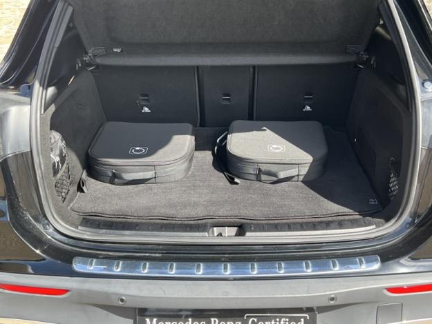 MERCEDES-BENZ EQA 250+ AMG Line  
