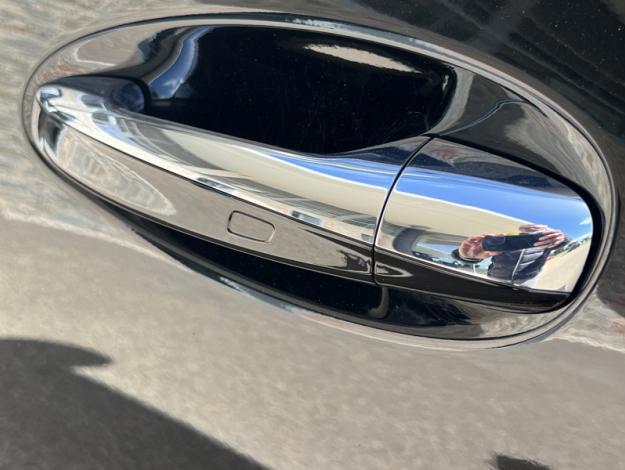 MERCEDES-BENZ EQA 250+ AMG Line  
