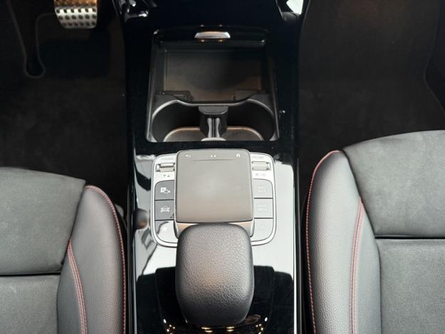 MERCEDES-BENZ Classe A 200 d AMG Line  