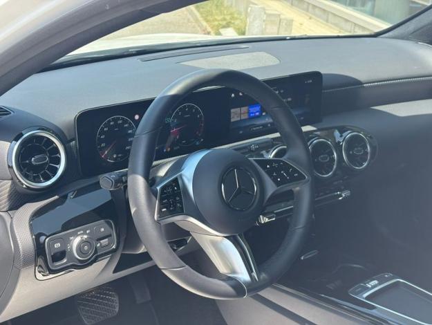 MERCEDES-BENZ A-Klasse A 180