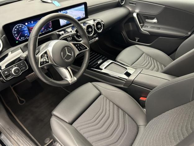 MERCEDES-BENZ Classe A 180 Berline Progressive Line Progressive Line 