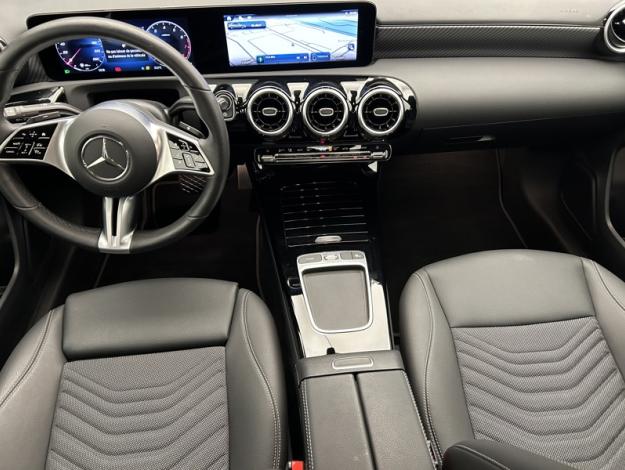 MERCEDES-BENZ Classe A 180 Berline Progressive Line Progressive Line 