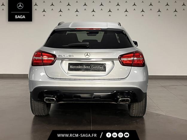 MERCEDES-BENZ GLA 200 Sensation  GLA 200 Sensation