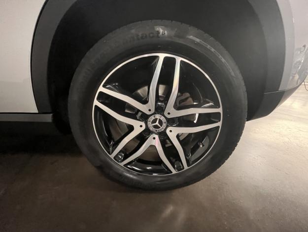 MERCEDES-BENZ GLA 200 Sensation  GLA 200 Sensation
