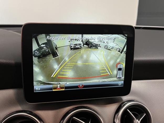 MERCEDES-BENZ GLA 200 Sensation  GLA 200 Sensation