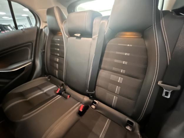 MERCEDES-BENZ GLA 200 Sensation  GLA 200 Sensation