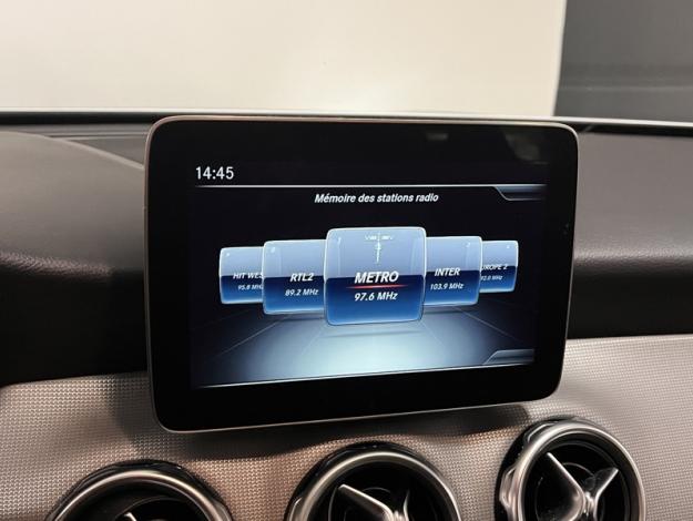 MERCEDES-BENZ GLA 200 Sensation  GLA 200 Sensation