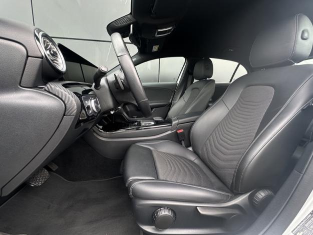MERCEDES-BENZ Classe A 180 d Business Line Style Line 