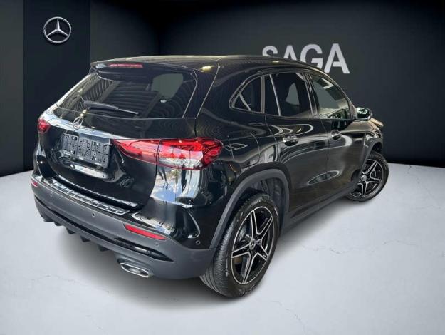 MERCEDES-BENZ GLA 250 e AMG Pack Night PREMIUM Plus Pano  